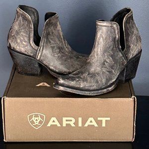 Ariat Womens Dixon Cowboy Boots